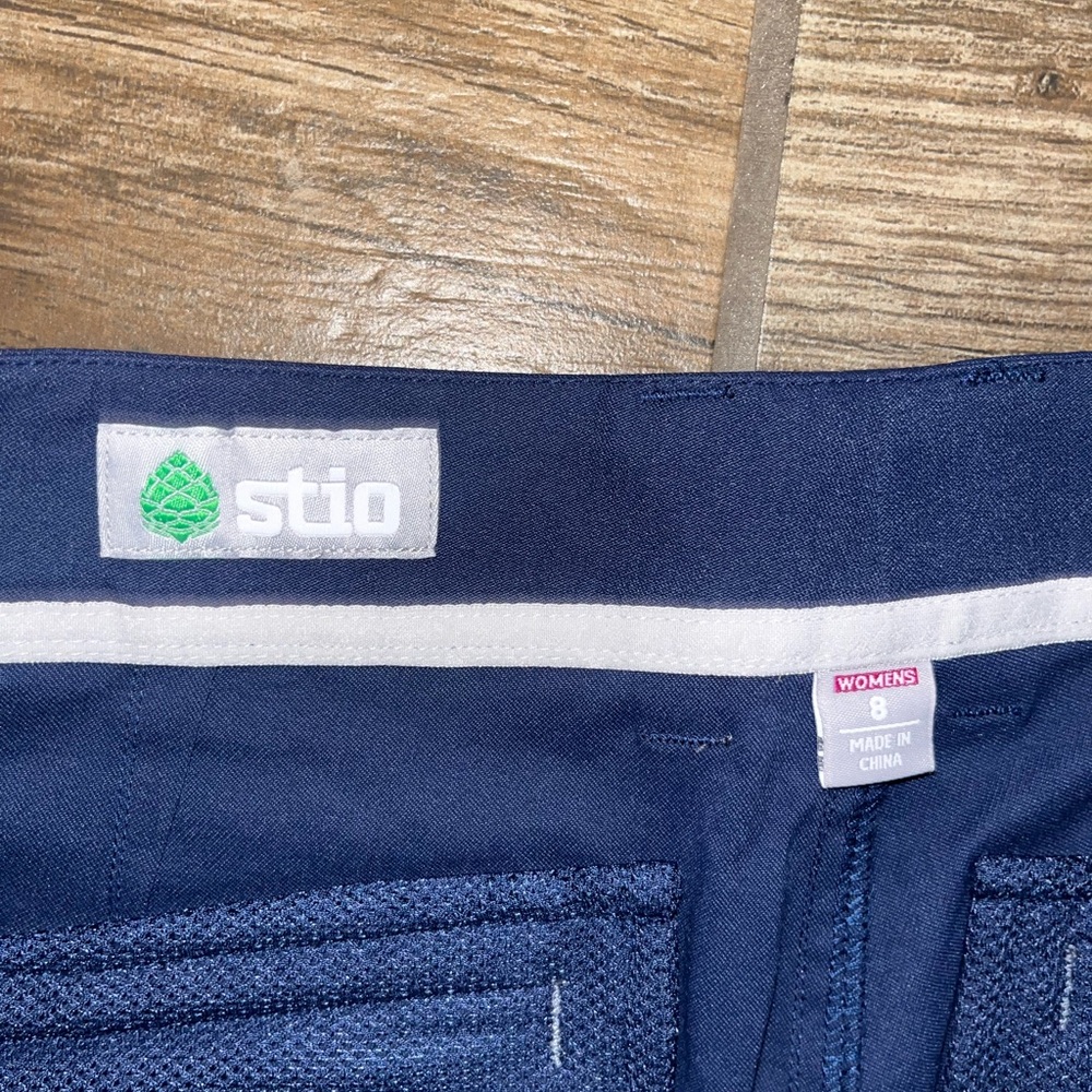 Stio women’s navy hiking Jogger Pants - Picture 3 of 4